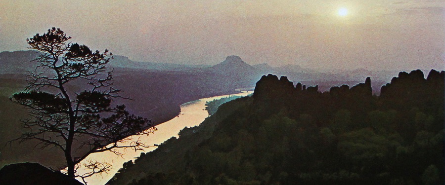 http://www.stiftung-kunst-und-berge.de/uploads/images/panorama/Elbtal QF.jpg